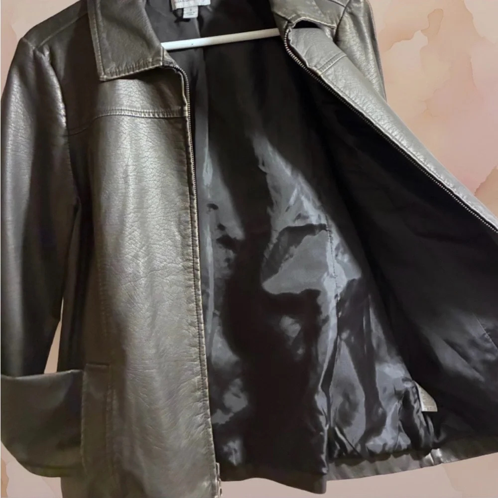 Susan Graver Leather Jacket - Picture 7 of 9
